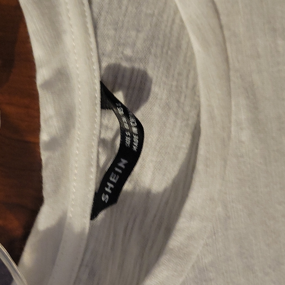 Embrioded solid white tee - Picture 4 of 5